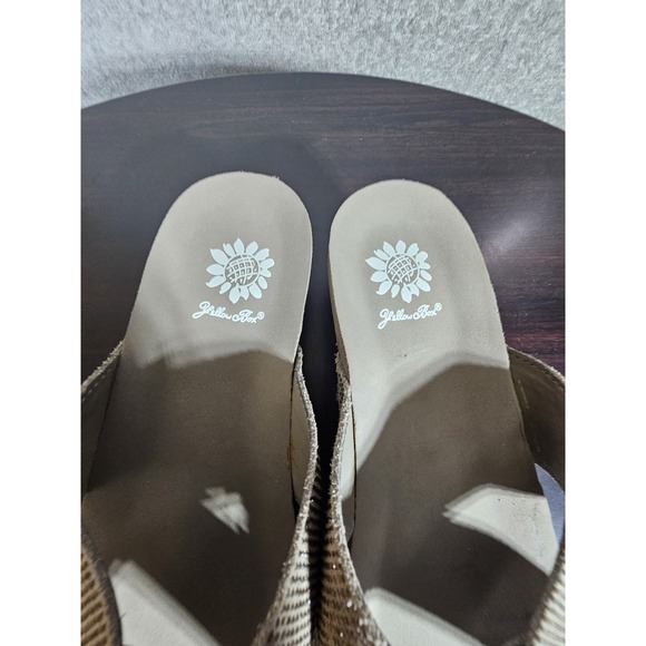 Yellow Box Maxima‎ Slip On Sandals Flip Flops Womens Size 9.5 Leather Rhinestone - Picture 8 of 15